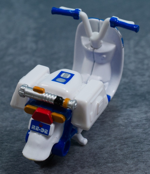 レビュー トミカ スター・ウォーズ スター・カーズ SC-05 R2-D2