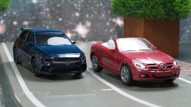 メルセデス-AMG GLA-45 ミニカー トイカー