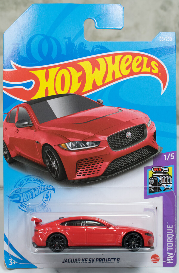 JAGUAR XE SV PROJECT 8のレビュー！ニュル最速セダンがホット