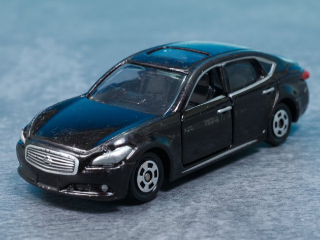 レビュー トミカ No.8 日産 シーマ : ミニカー沼
