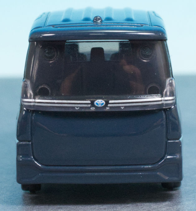レビュー トミカ No.64 トヨタ ヴォクシー（4代目） : ミニカー沼