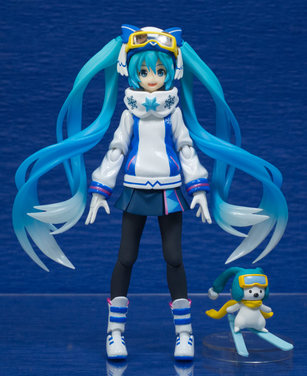 Amazon.com: Max Factory figma Snow Miku: Snow Owl ver