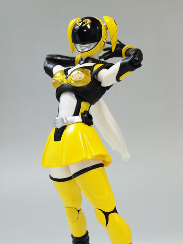 非公認レビュー バンダイ SHフィギュアーツ アキバイエロー : ふぃぎゅる！