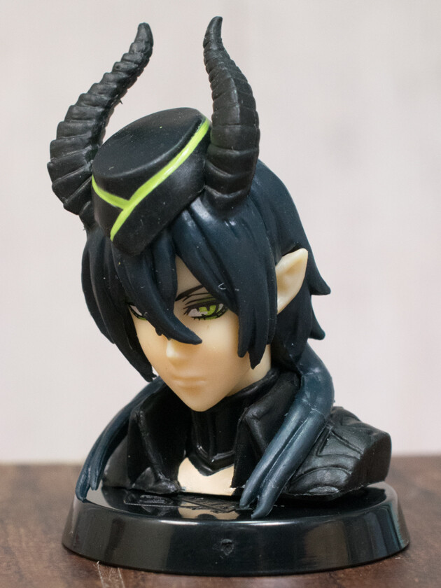 レビュー チョコエッグ ディズニー ツイステッドワンダーランド その2