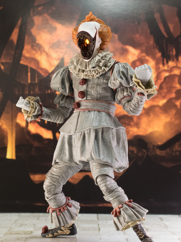 レビュー NECA『IT』ペニーワイズ ダンシング・クラウン 7インチ レビュー NECA『IT』ペニーワイズ ダンシング・クラウン 7インチ