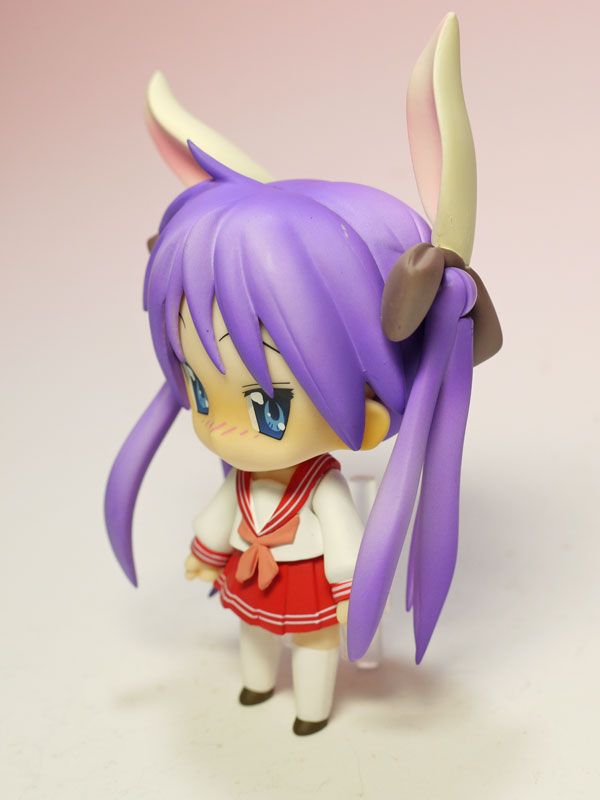 ねんどろいど 泉こなた 柊かがみ 埼玉新聞65周年記念Ver. らき☆すた ねんどろいど泉こなた（左）と柊かがみ（右）の埼玉新聞65周年