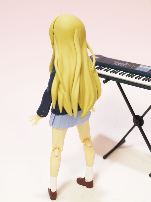 figma けいおん 琴吹紬 制服ver. 全高約135mm 可動フィギュア figma けいおん! 琴吹紬 制服ver. レビュー : はっちゃか