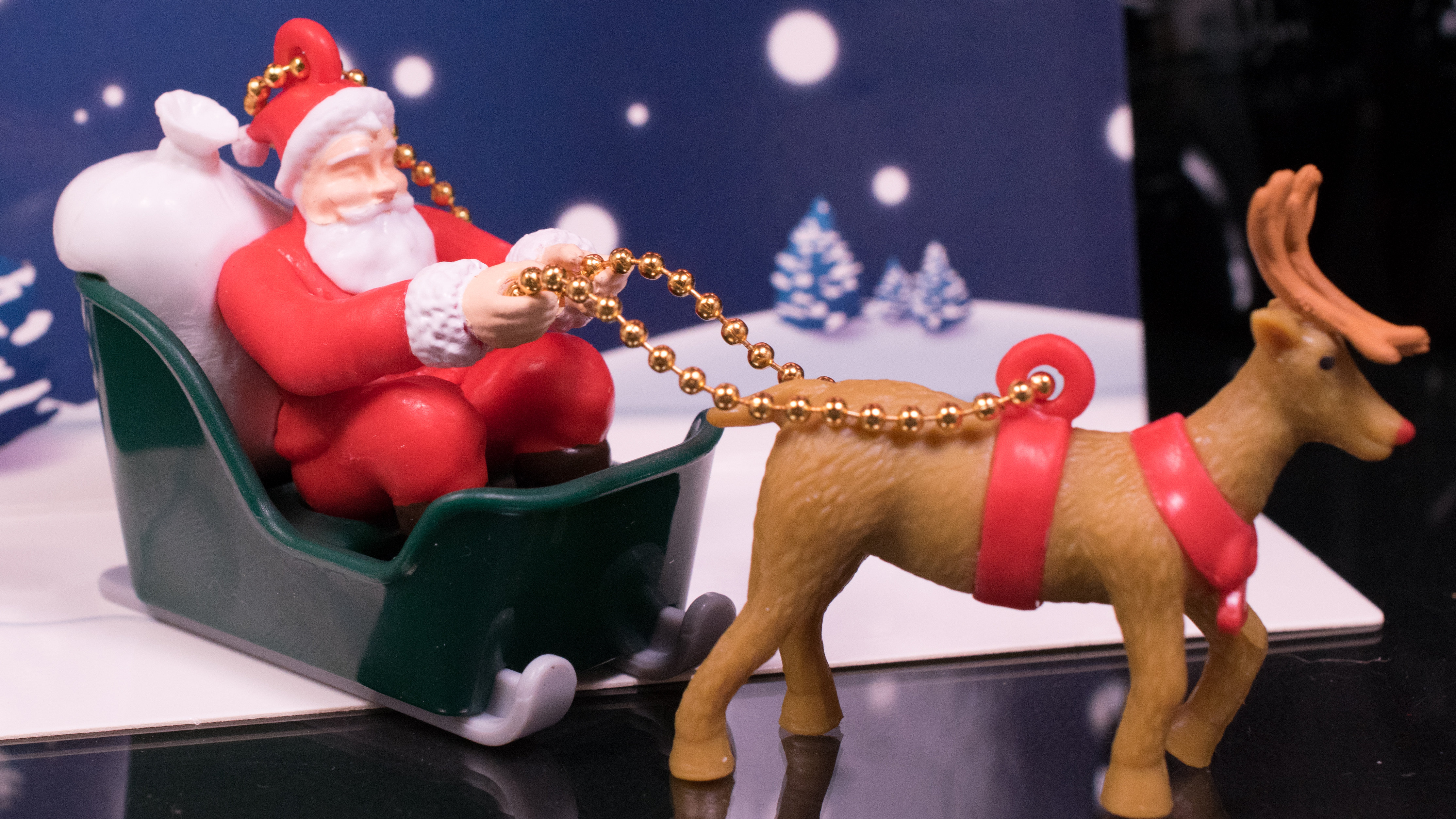 クリスマスビレッジ ジオラマ模型 空飛ぶトナカイとサンタさん 音楽 イルミ クリスマスビレッジ ジオラマ模型 空飛ぶトナカイとサンタさん