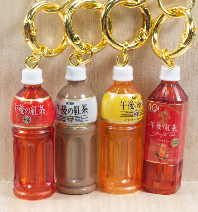 レビュー 午後の紅茶 40周年記念キーホルダー 第2弾（フォンタブつき