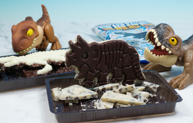 巡回 キャラパキ発掘恐竜チョコ ふぃぎゅる