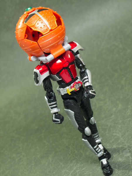 仮面ライダー鎧武 AC01 オレンジアームズで遊んでみた！ : ふぃぎゅる！