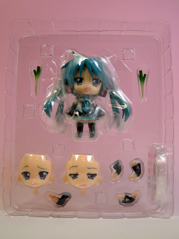 ねんどろいど　らきすた　ミックミクかがみ Amazon.co.jp: ねんどろいど らき☆すたOVA ミックミクかがみ
