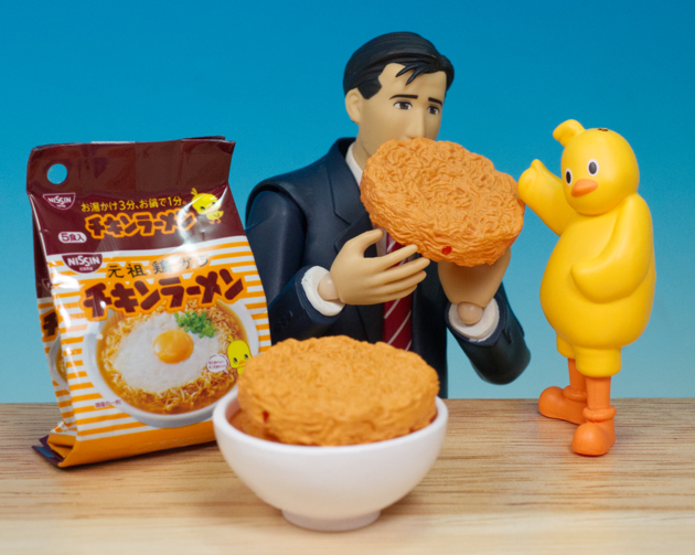 レビュー バンダイガシャポン 日清チキンラーメン ミニチュア