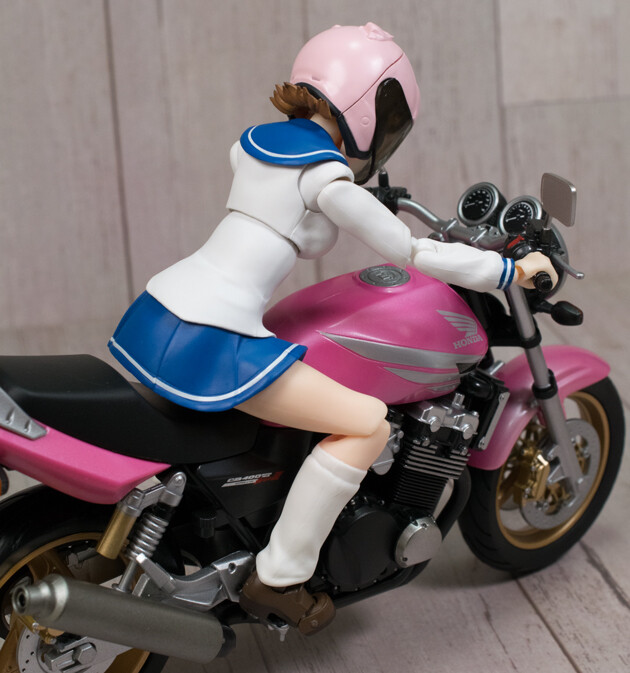レビュー S.H.フィギュアーツ『ばくおん!!』佐倉羽音（制服）＆CB400
