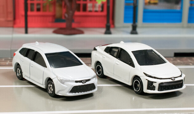 レビュー オリジナルトミカ Grスープラgt4 トミカno 76 プリウス Phv Gr Sport ふぃぎゅる