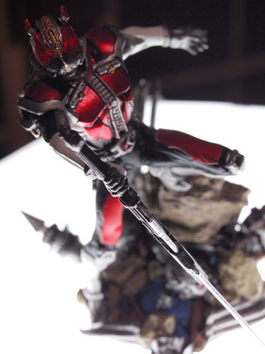 S.I.C. 匠魂VOL.10　「仮面ライダー電王」モモタロスイマジン（ノーマルカラー） Amazon.co.jp: SIC/S.I.C. 匠魂 Vol.10… 仮面 電王 モモタロス