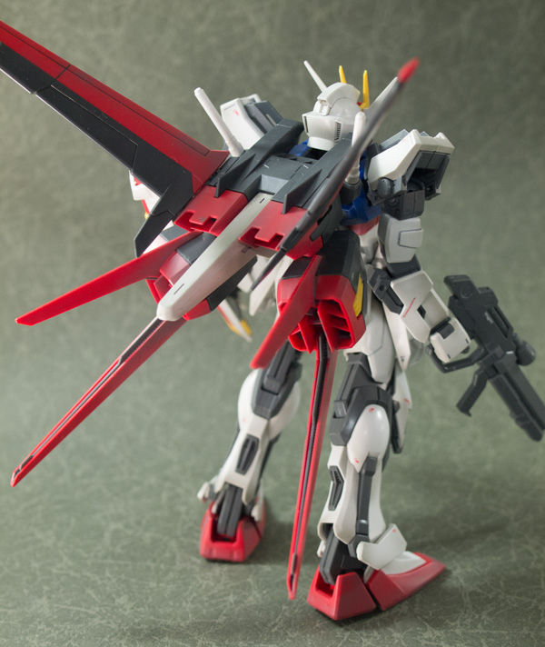 ガンプラ作ろう！MG 1/100 GAT-X105 エールストライクガンダム