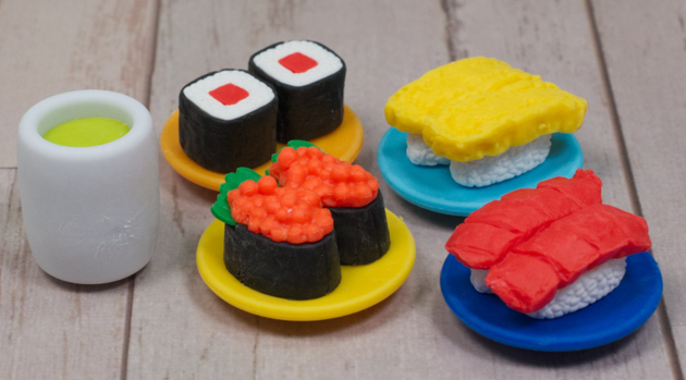 レビュー 100均ダイソー「うどんキーホルダー」「おもしろ消しゴム