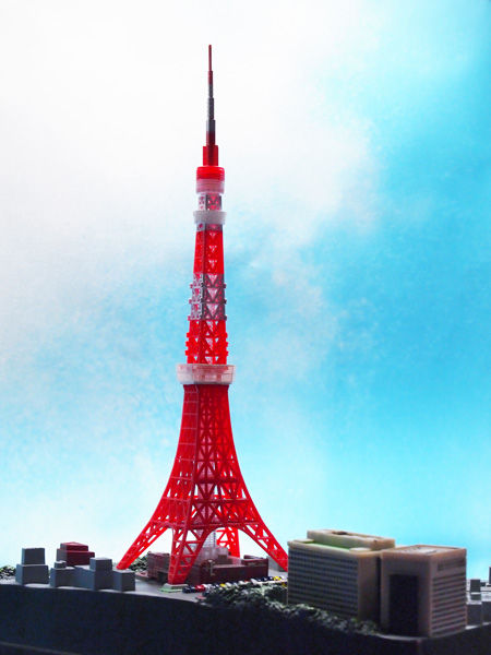 東京土産にいかが？ 童友社 1/2000 東京タワー（プラモデル