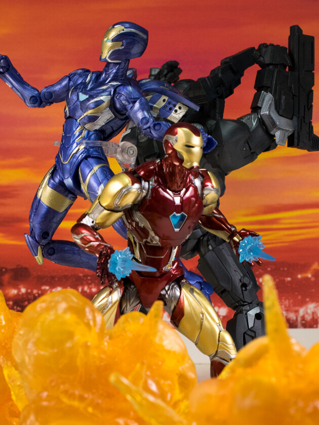 マーベルレジェンド アイアンマン レスキューセット Amazon.co.jp: MAFEX マフェックス No.184 IRON MAN Rescue Suit