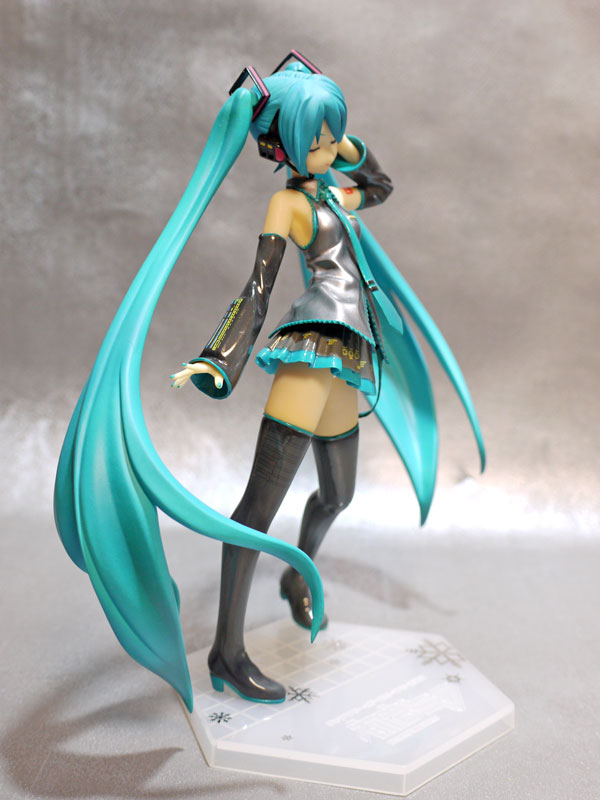 レビュー グッドスマイルカンパニー 1/8 初音ミク CMver レビュー グッドスマイルカンパニー 1/8 初音ミク CMver