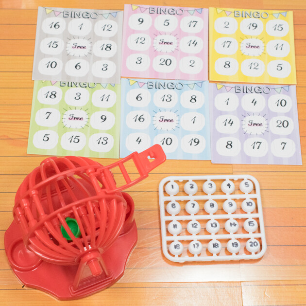 レビュー カプセルトイ ビンゴ ゲームセット セリア ミニボーリング ふぃぎゅる