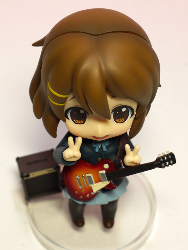 けいおん　フィギュア　ねんどろいど ぷち　 平沢唯 Amazon | ねんどろいどぷち けいおん! 平沢 唯 （冬制服） 単品