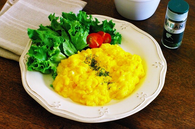 濃厚 チーズ入りスクランブルエッグ スパイスアンバサダー レシピ748 のんびり毎日 日々の暮らしの食卓 いただきますのレシピ 時々 編み物 濃厚 チーズ入りスクランブルエッグ スパイスアンバサダー レシピ748 のんびり毎日 日々の暮らしの食卓 いただきますのレシピ 時々 編み物