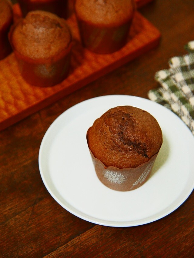 ホットケーキミックスでお手軽簡単 バレンタインにもぴったり ココアカップケーキ クックパッドアンバサダー21 レシピ2107 のんびり毎日 日々の暮らしの食卓 いただきますのレシピ 時々 編み物