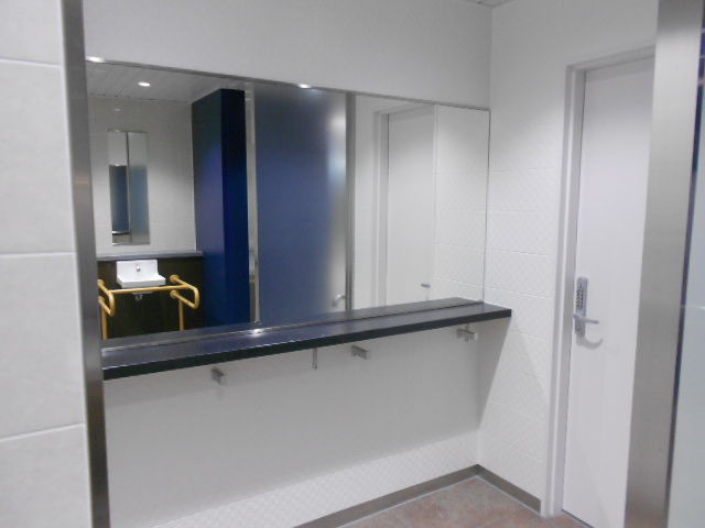 東京駅京葉地下3階西側トイレ改修完了 15 03 28 千葉県トイレ局 東京駅京葉地下3階西側トイレ改修完了 15 03 28 千葉県トイレ局