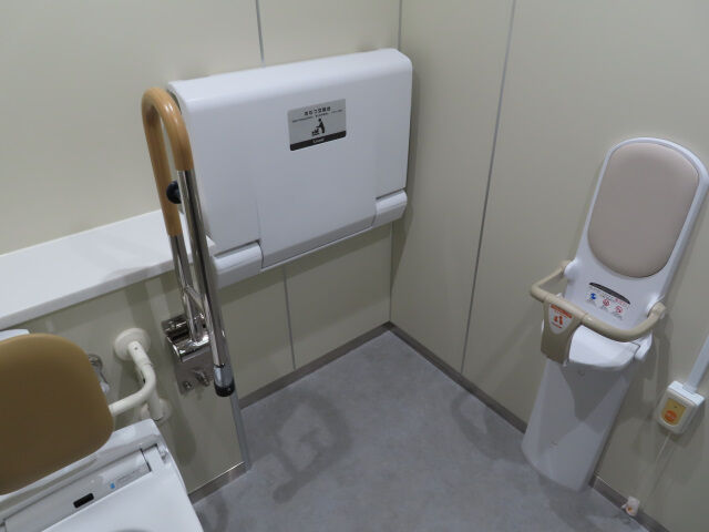 多目的トイレマップ連動】中央区立産業会館のトイレ(2021/07/04 多目的トイレマップ連動】中央区立産業会館のトイレ(2021/07/04