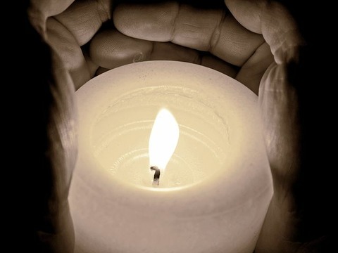 candle-968244__480