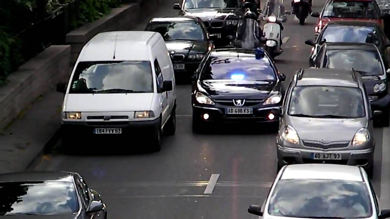 フランス人にとってのクラウンみたいなクルマ ゼロカートラブルブログ ちょっとエンスーな欧州車のブログ