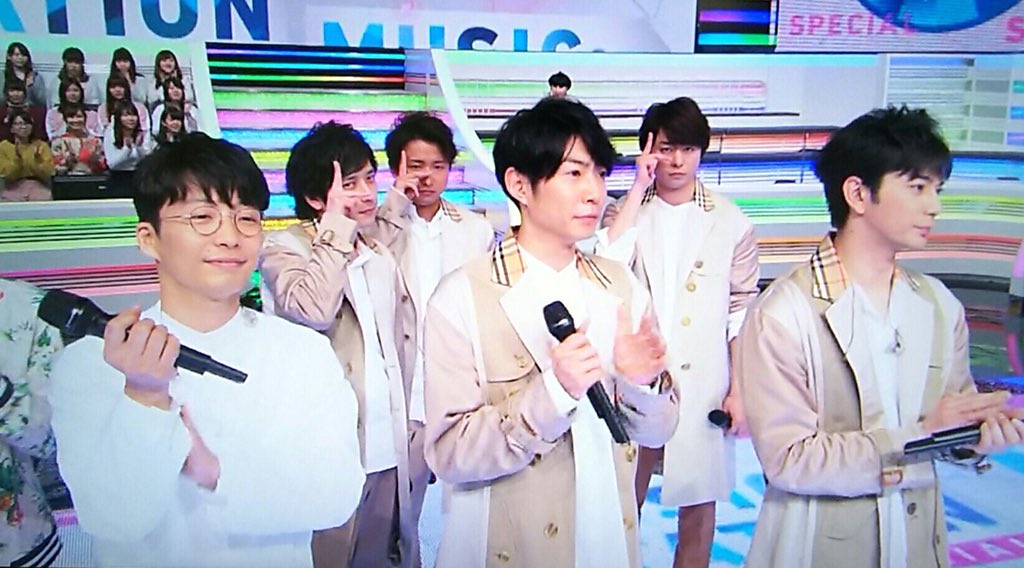 嵐が昨夜のmステでこっそり マネキンポーズ をした理由 乃木坂46 乃木坂46まとめたいよ