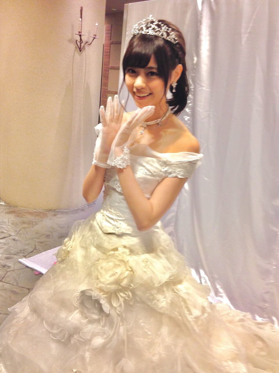 乃木坂46 可愛すぎる ウェディングドレス姿 の西野七瀬がこちら 乃木坂46まとめたいよ 乃木坂46 可愛すぎる ウェディングドレス姿 の西野七瀬がこちら 乃木坂46まとめたいよ
