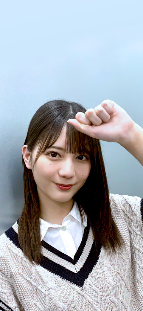 小坂菜緒 壁紙 024 日向坂辞典