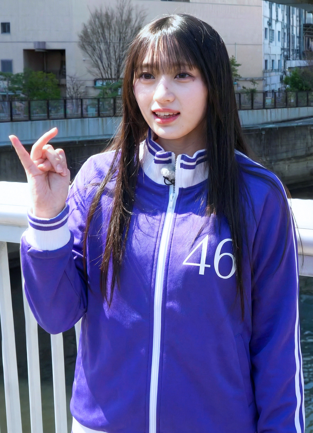 f目の画像のジャー