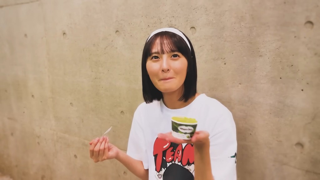 videoplayback (32).mp4_snapshot_24.58_[2025.12.15_21.26.14]