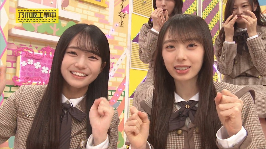 2d025.12.01_18.33.09]