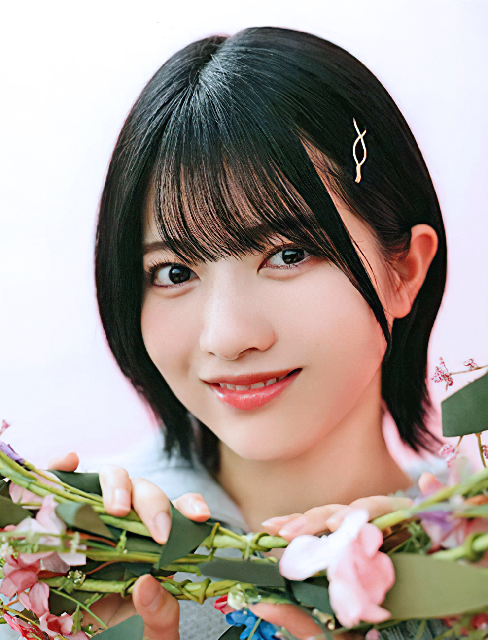 乃木坂46林瑠奈　生写真　６３枚 Amazon.co.jp: 乃木坂46 林瑠奈 生写真 35th制服 コンプ : おもちゃ