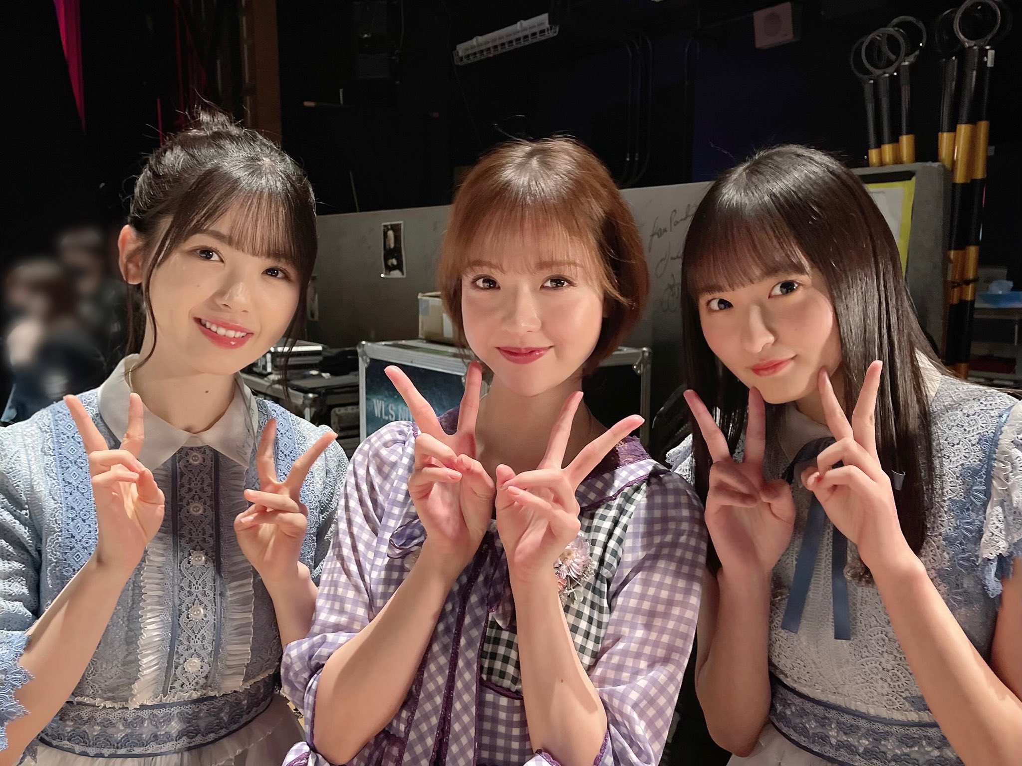 FLZKfM-aAAAp9dv