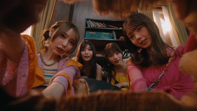 videoplayback (4).webm_snapshot_01.21_[2025.11.09_21.16.27]