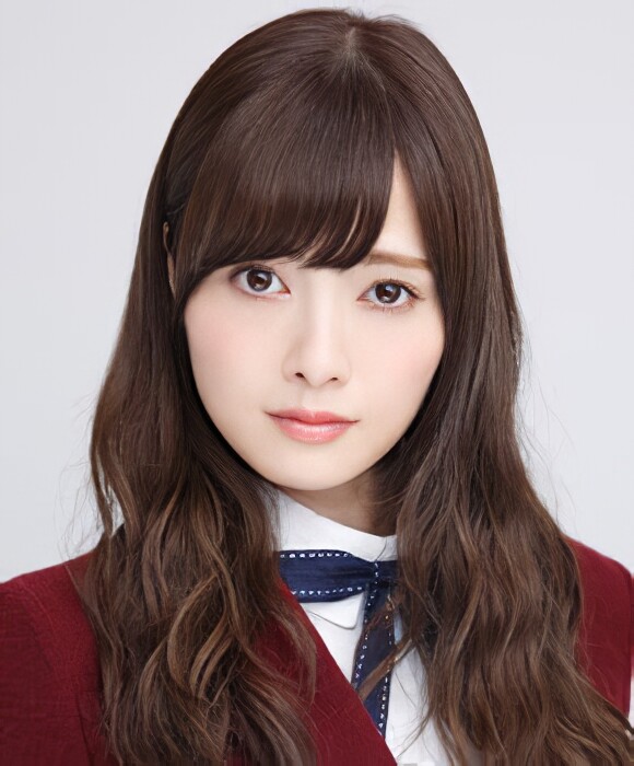 2015年乃木坂46プロフィール_白石麻衣_3-edit