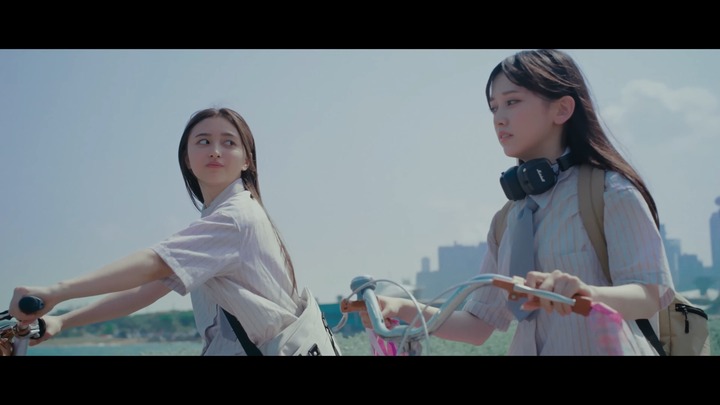 videoplayback (1).webm_snapshot_02.12_[2024-08-09_14.29.17]