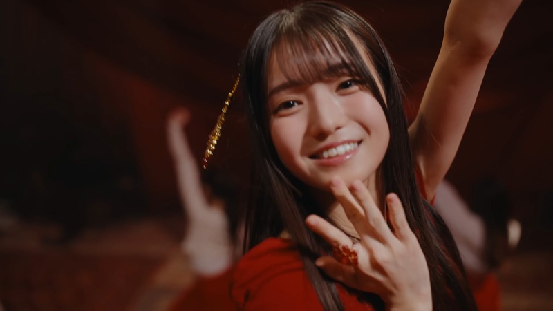 videoplayback (4).webm_snapshot_01.56_[2025.11.09_21.18.01]