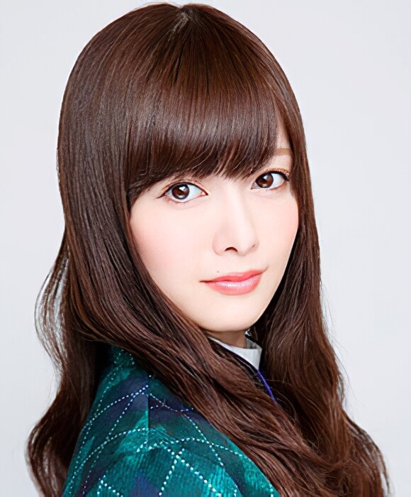 2014年乃木坂46プロフィール_白石麻衣_3-edit