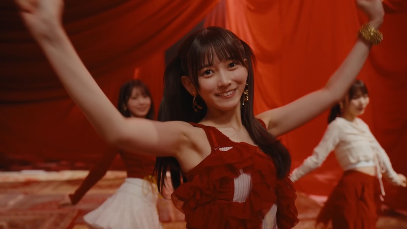 videoplayback (4).webm_snapshot_04.47_[2025.11.09_21.23.17]