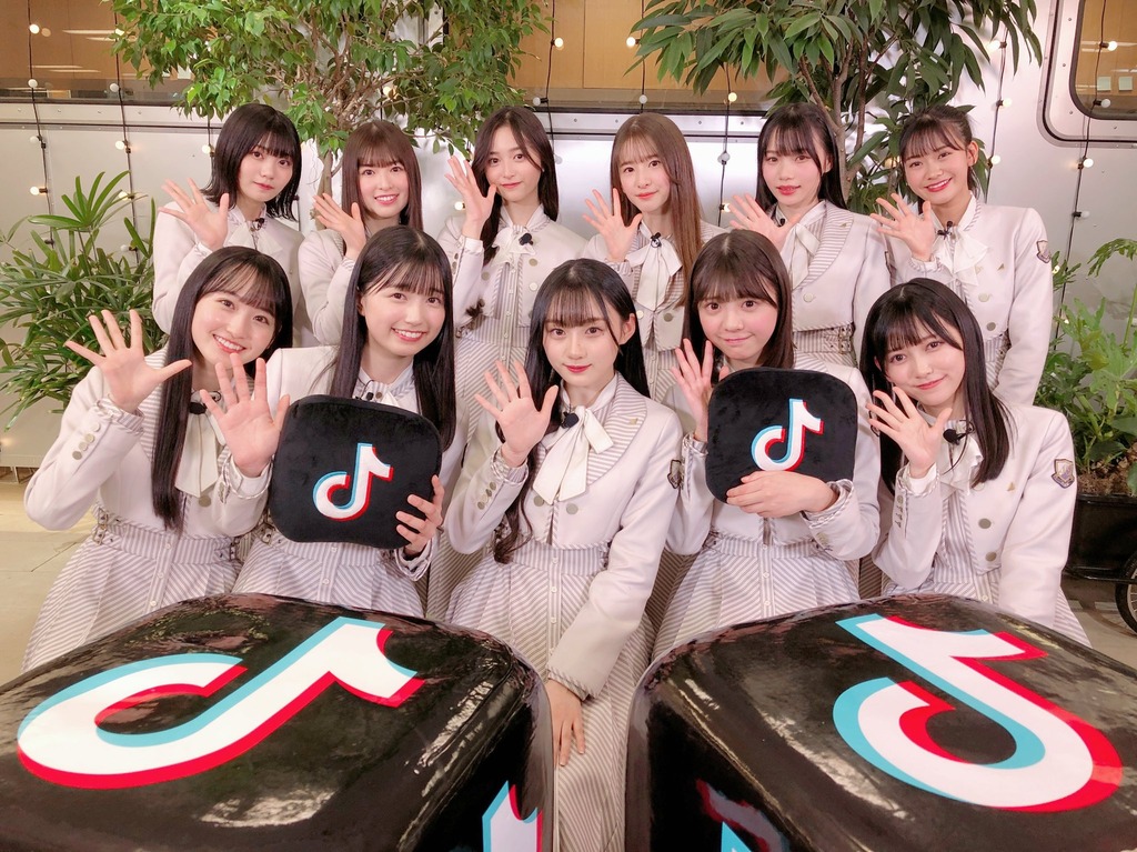 Fi99BZhUUAErHBL