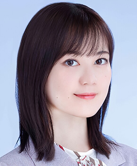 2021年乃木坂46プロフィール_生田絵梨花_3-edit