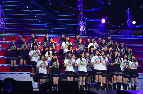 141213-14_xmaslive09-